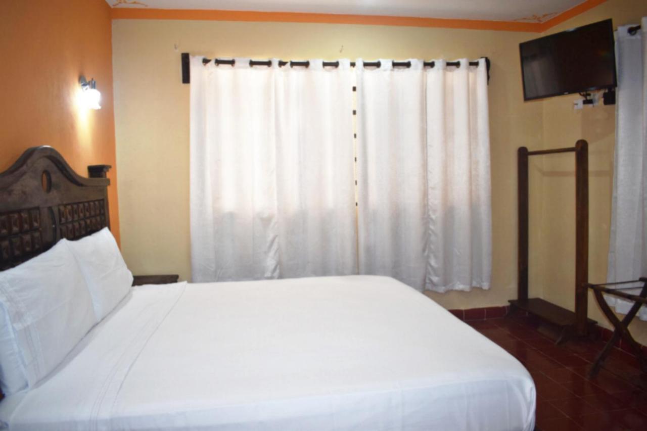 Hotel Casa Rico Valladolid  Kültér fotó