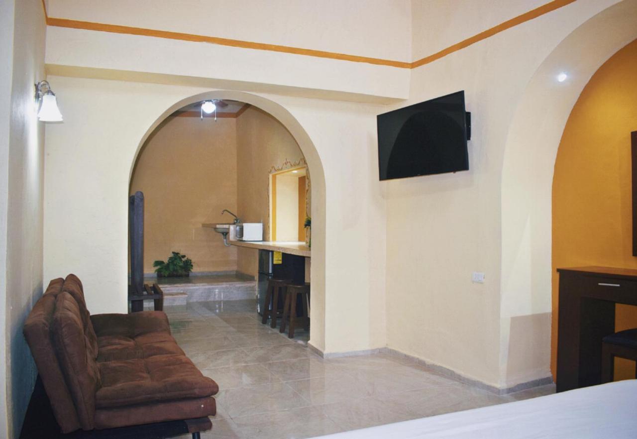 Hotel Casa Rico Valladolid  Kültér fotó