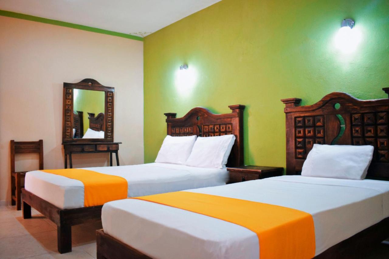 Hotel Casa Rico Valladolid  Kültér fotó