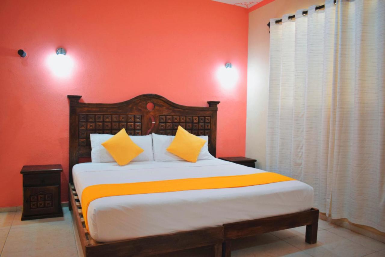 Hotel Casa Rico Valladolid  Kültér fotó