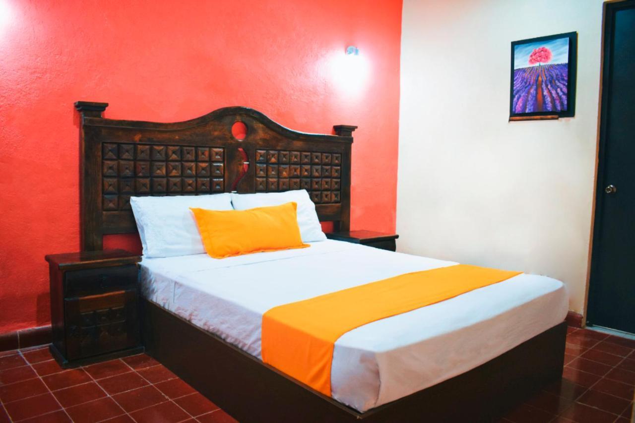 Hotel Casa Rico Valladolid  Kültér fotó