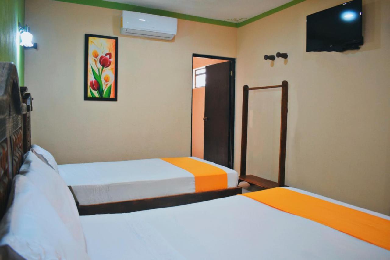 Hotel Casa Rico Valladolid  Kültér fotó