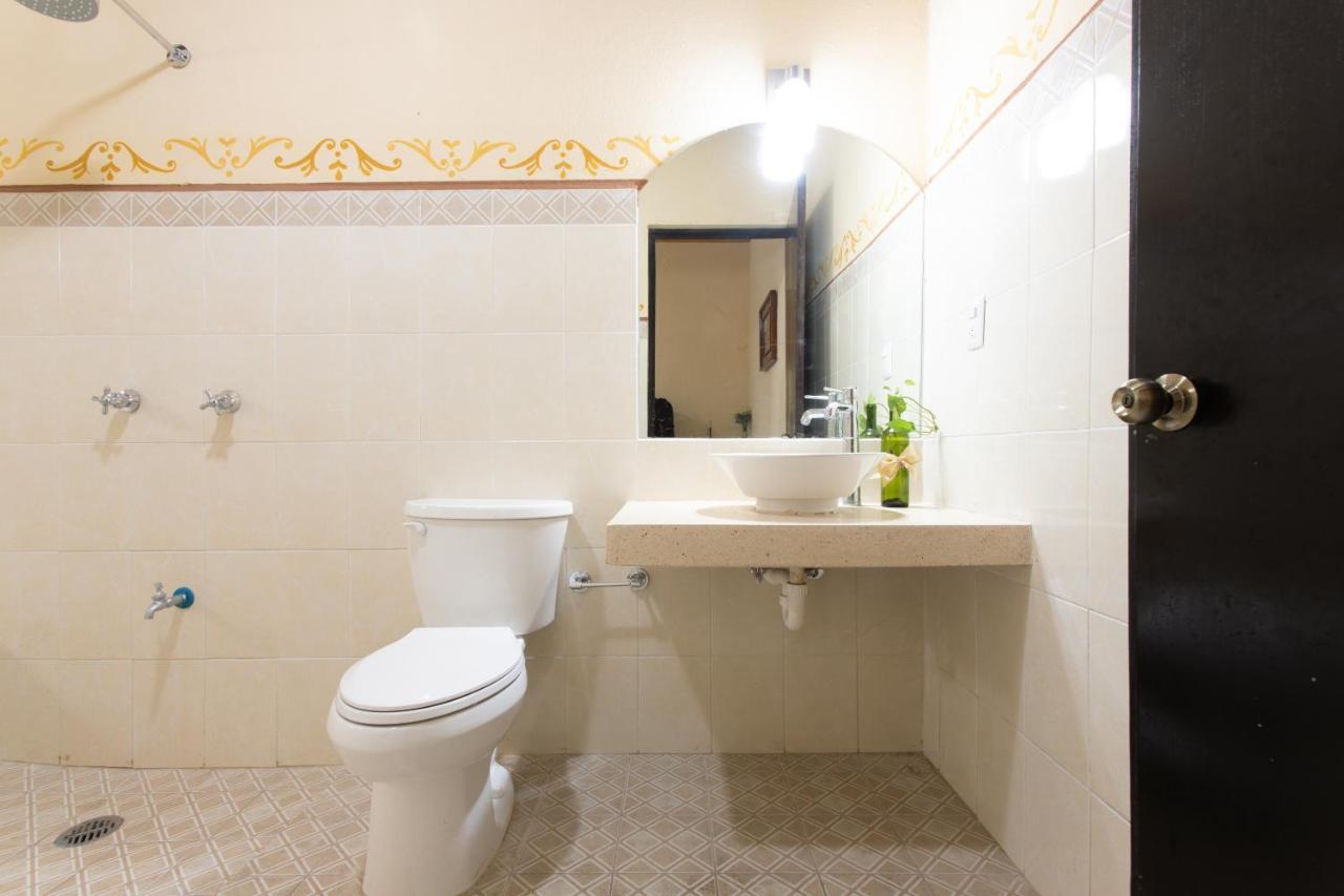 Hotel Casa Rico Valladolid  Kültér fotó
